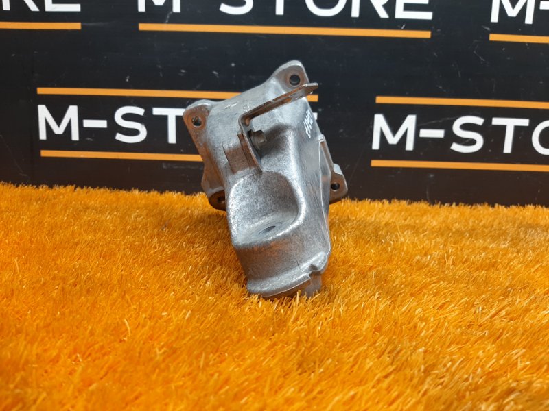 Кронштейн подушки двигателя, 1820 рублей, Красноярск