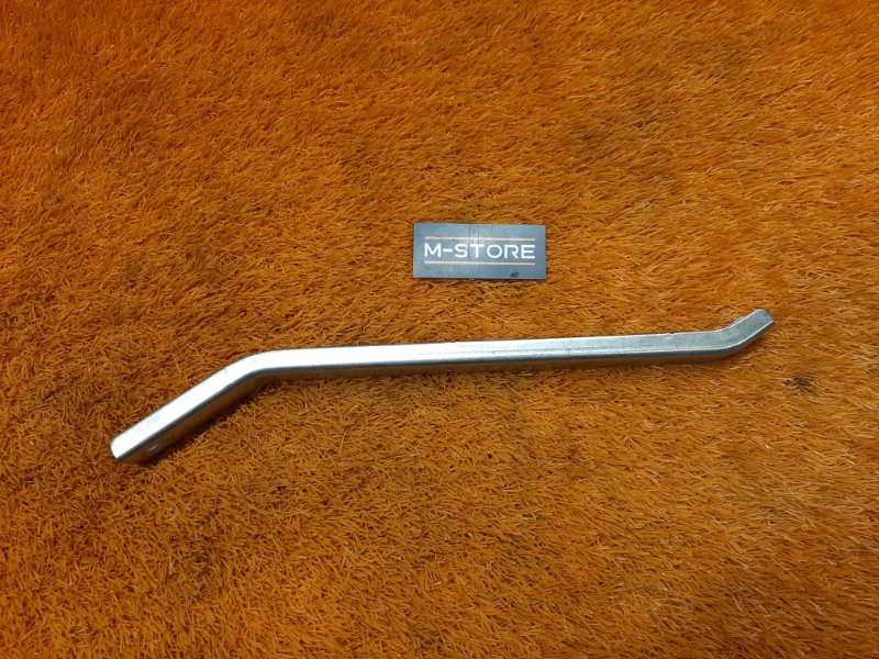 кронштейн, 300 рублей, Красноярск