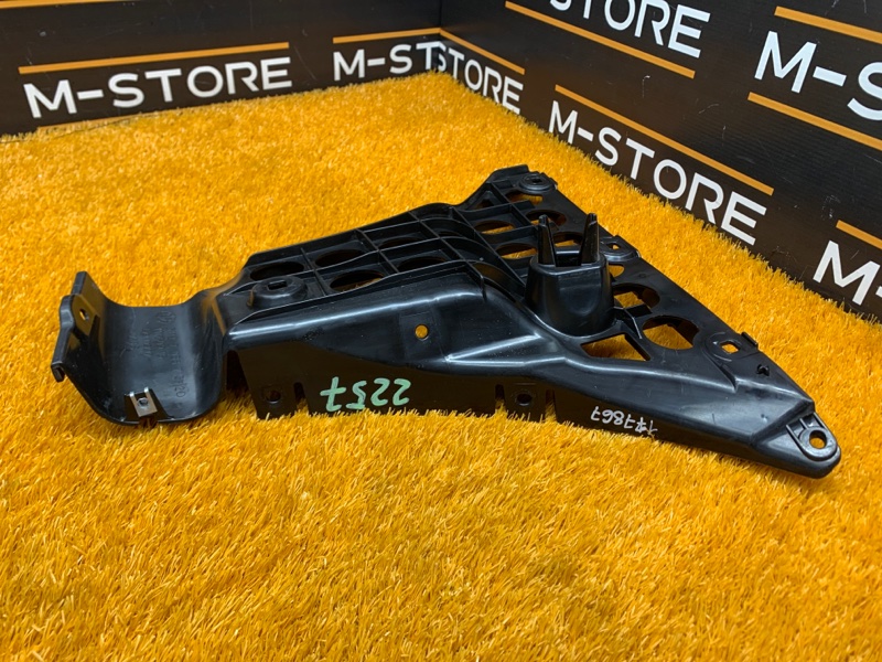 крепление бампера, 400 рублей, Красноярск