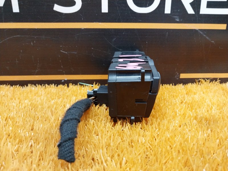 Переключатель света фар, 1000 рублей, Красноярск