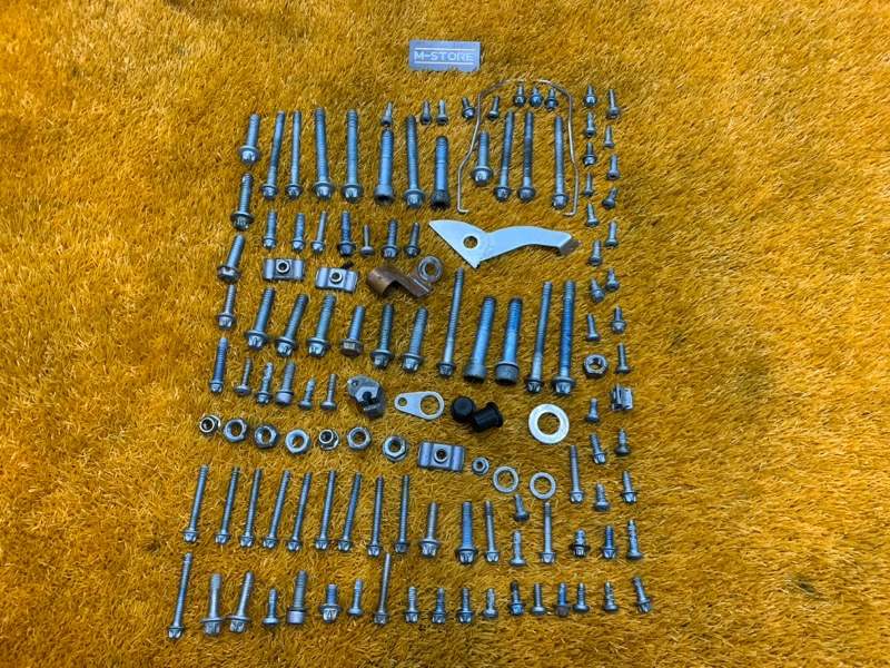 Болты и гайки ДВС, 870 рублей, Красноярск