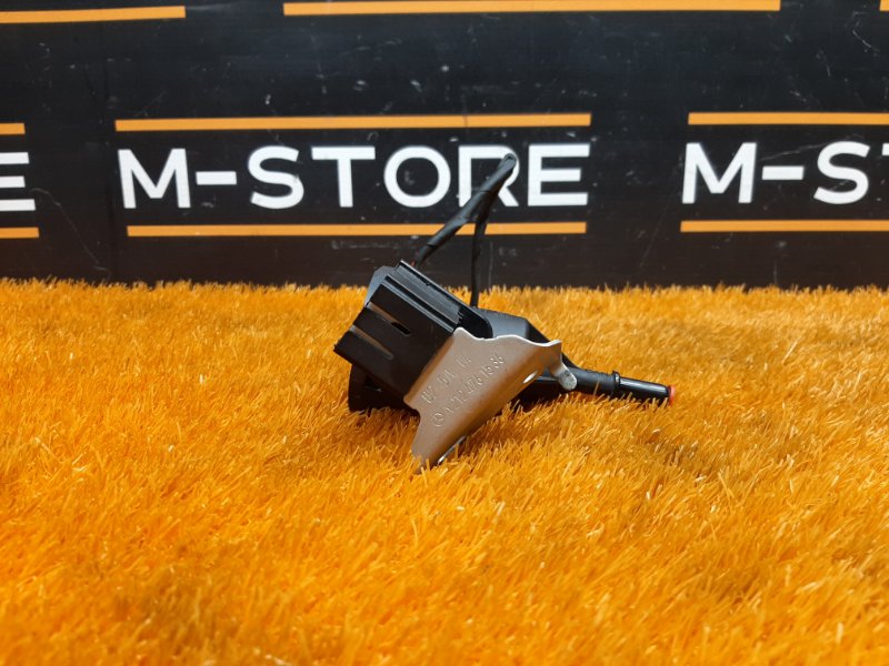 Клапан вентиляции топливного бака, 980 рублей, Красноярск