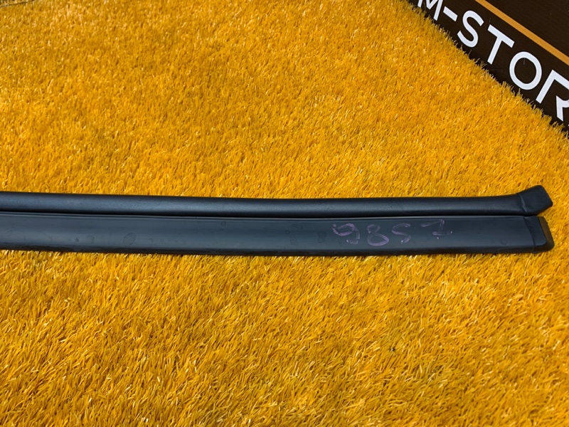 Уплотнитель капота, 610 рублей, Красноярск