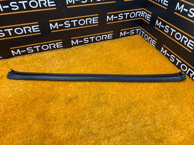 Уплотнитель капота, 610 рублей, Красноярск