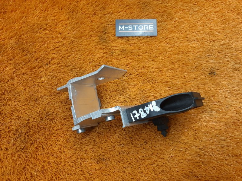 Кронштейн радиатора, 500 рублей, Красноярск