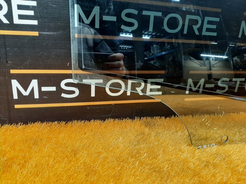 Стекло боковое, 980 рублей, Красноярск