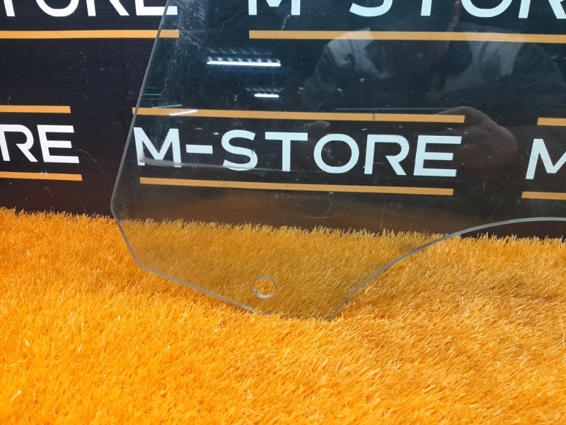 Стекло боковое, 2240 рублей, Красноярск