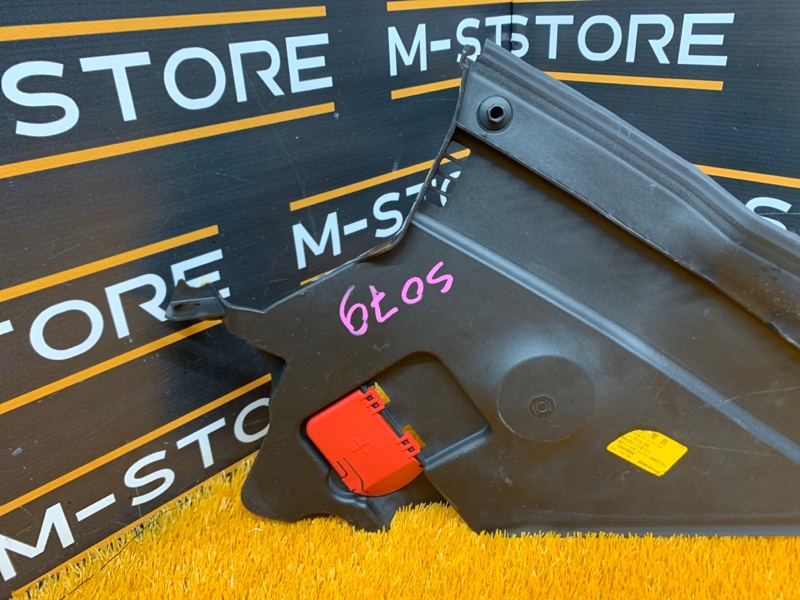 Водосток лобового стекла, 340 рублей, Красноярск