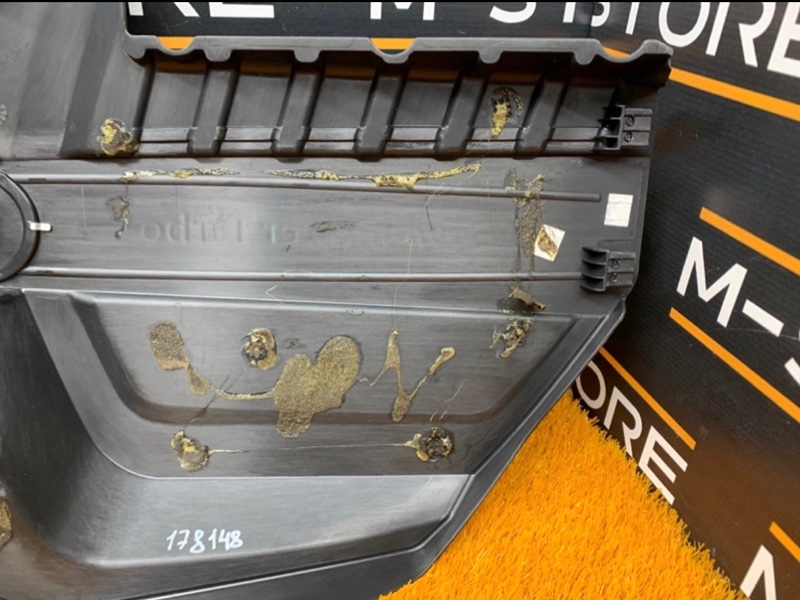 крышка двигателя, 2000 рублей, Красноярск