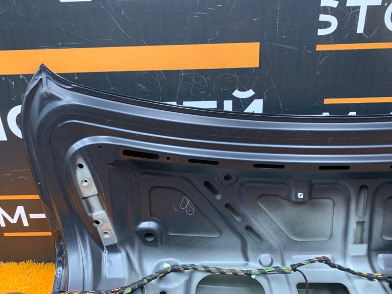 крышка багажника, 5000 рублей, Красноярск