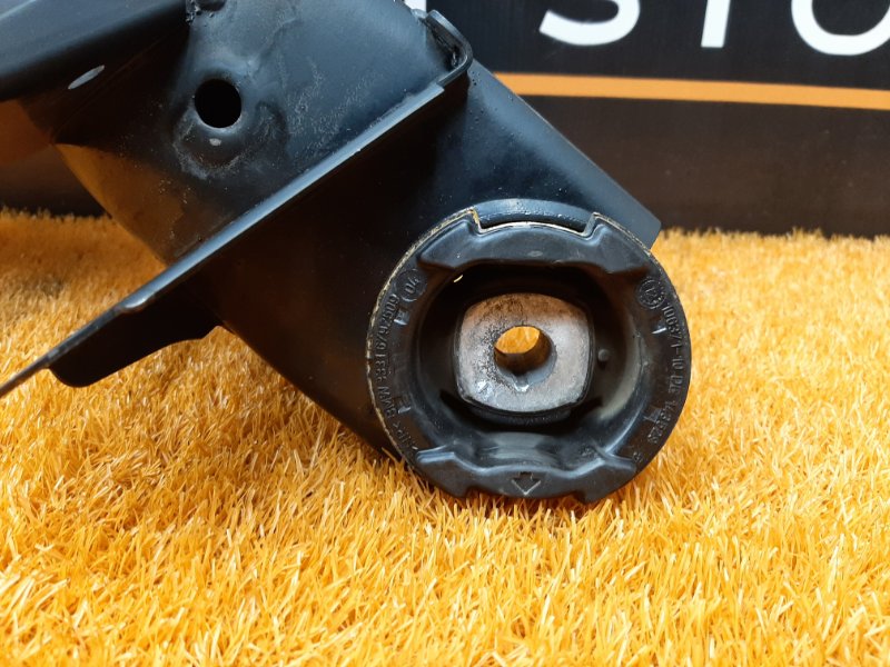 Балка поперечная (подрамник), 4500 рублей, Красноярск