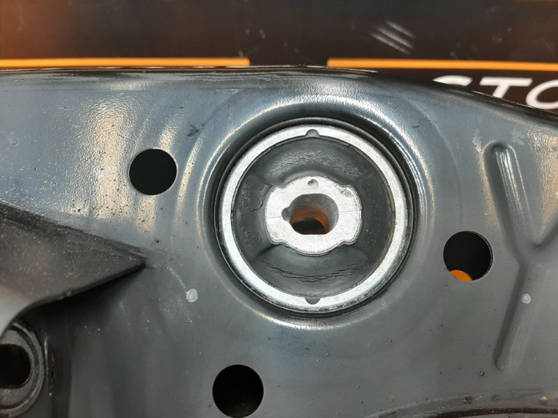 Балка поперечная (подрамник), 4500 рублей, Красноярск