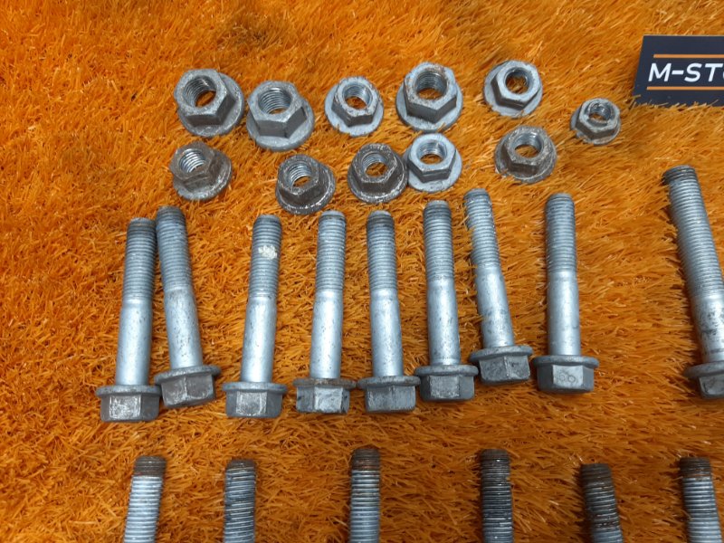 Болты и гайки задней подвески, 630 рублей, Красноярск