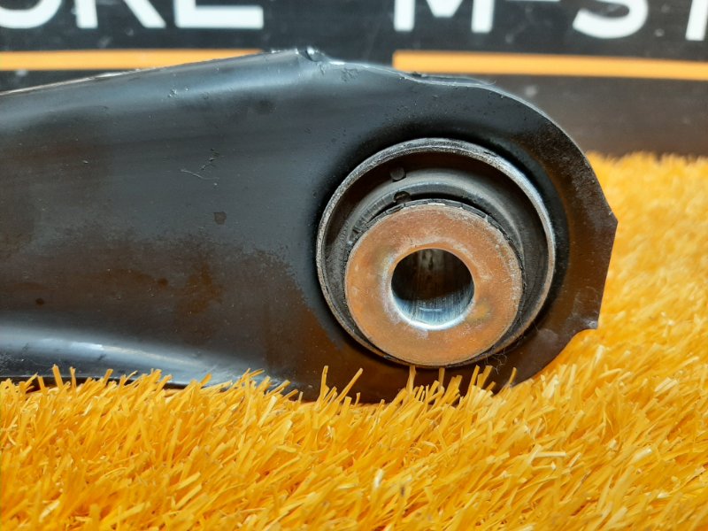 Рычаг подвески нижний, 1400 рублей, Красноярск