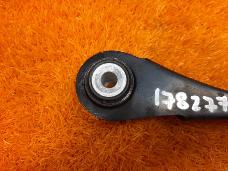 Рычаг подвески верхний, 700 рублей, Красноярск