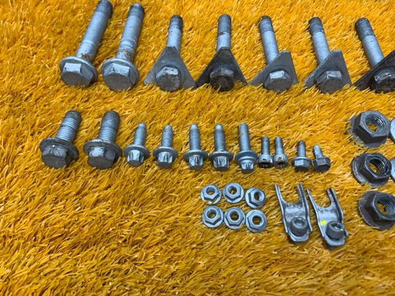 Болты и гайки задней подвески, 630 рублей, Красноярск