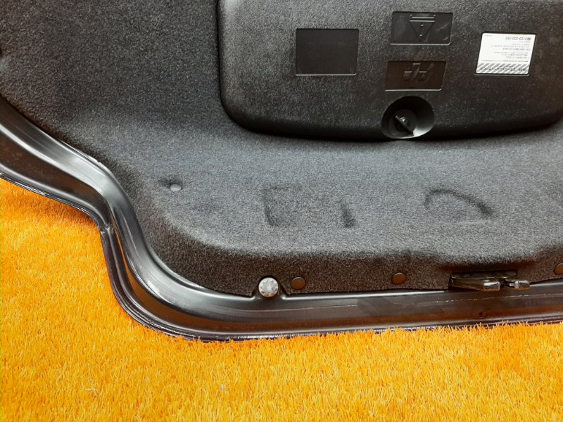 крышка багажника, 2500 рублей, Красноярск