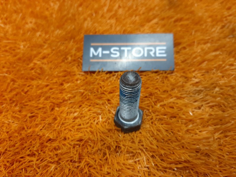 болт подвески, 50 рублей, Красноярск