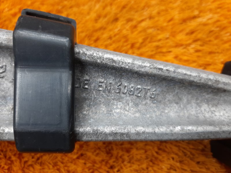 Рычаг подвески верхний, 1000 рублей, Красноярск