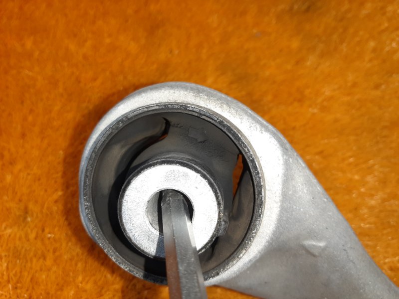 Рычаг подвески нижний, 1440 рублей, Красноярск