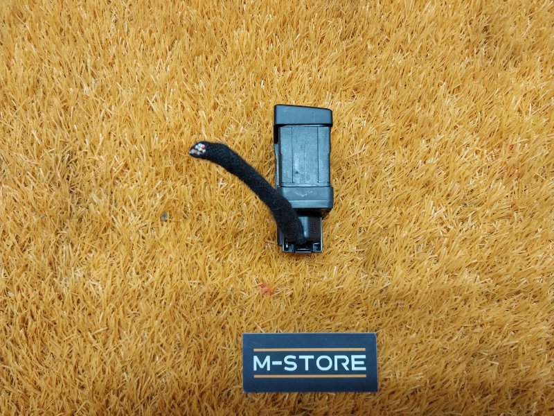 Кнопка стояночного тормоза, 300 рублей, Красноярск