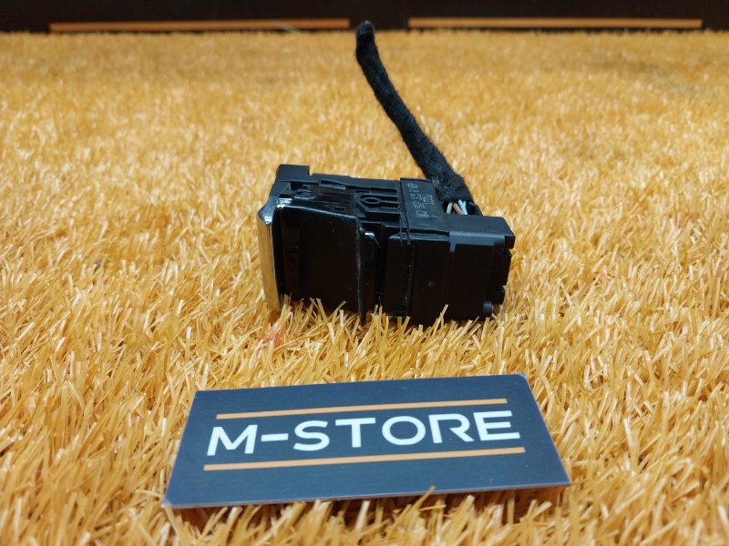 Кнопка стояночного тормоза, 300 рублей, Красноярск