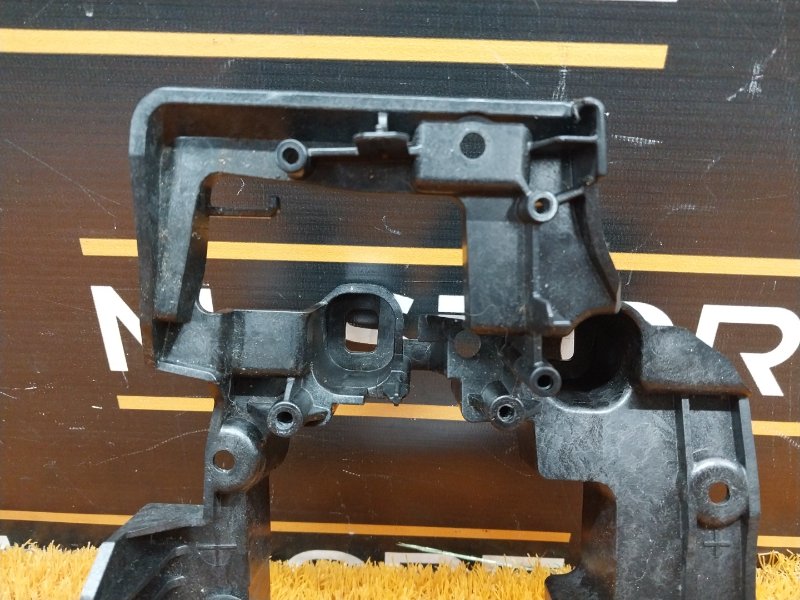 кронштейн центральной консоли, 340 рублей, Красноярск