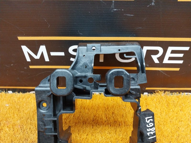 кронштейн центральной консоли, 340 рублей, Красноярск