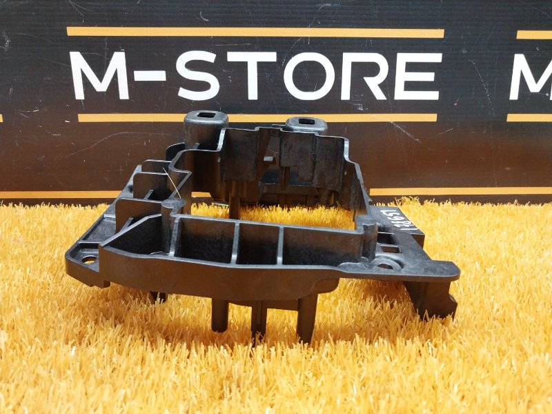 кронштейн центральной консоли, 340 рублей, Красноярск