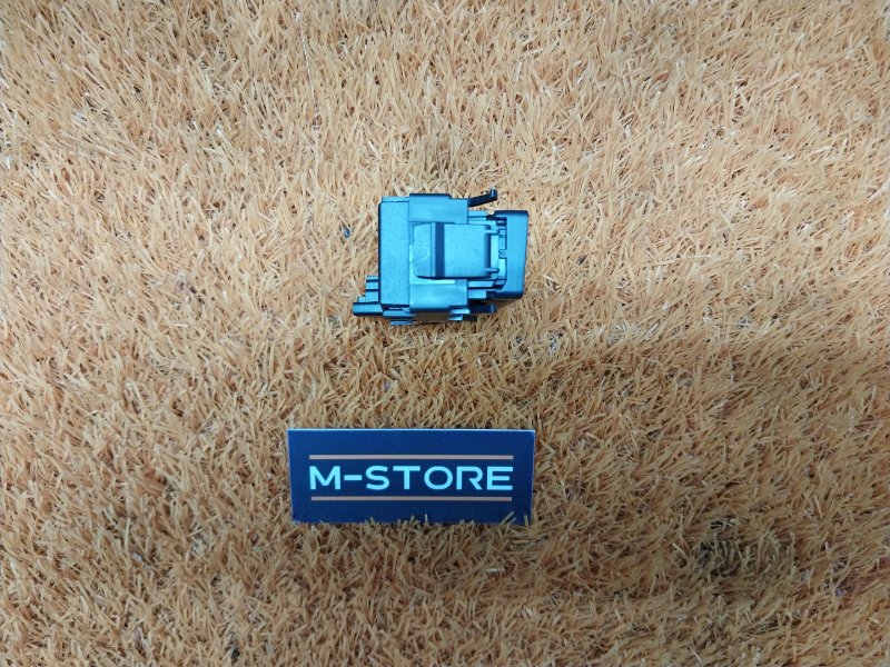 кнопка выбора режима АКПП, 400 рублей, Красноярск