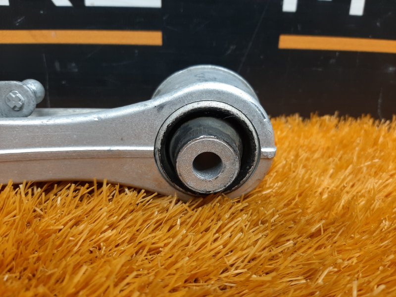 Рычаг подвески верхний, 1500 рублей, Красноярск