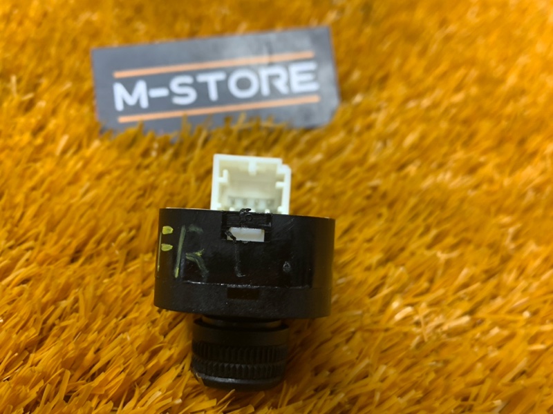 Кнопка регулировки зеркал, 500 рублей, Красноярск