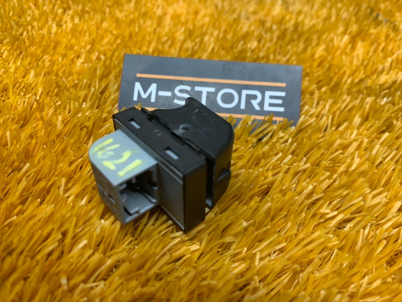 кнопка стеклоподъемника, 200 рублей, Красноярск