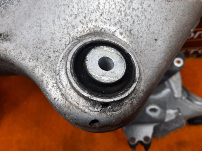 Балка поперечная (подрамник), 1690 рублей, Красноярск