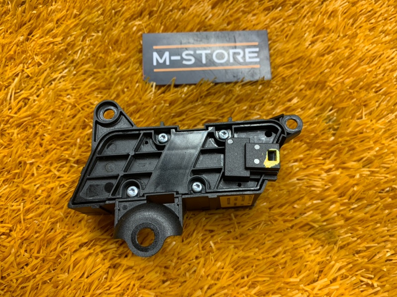 Кнопка центрального замка, 400 рублей, Красноярск