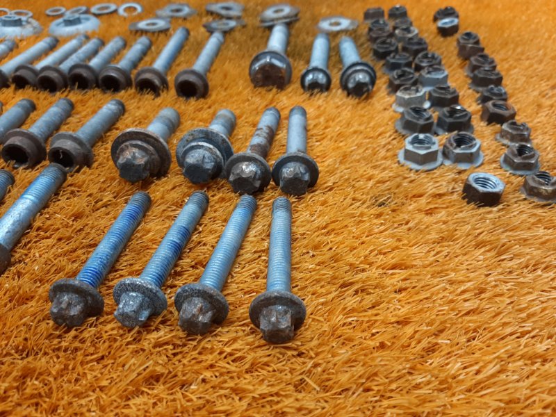 Болты и гайки задней подвески, 630 рублей, Красноярск