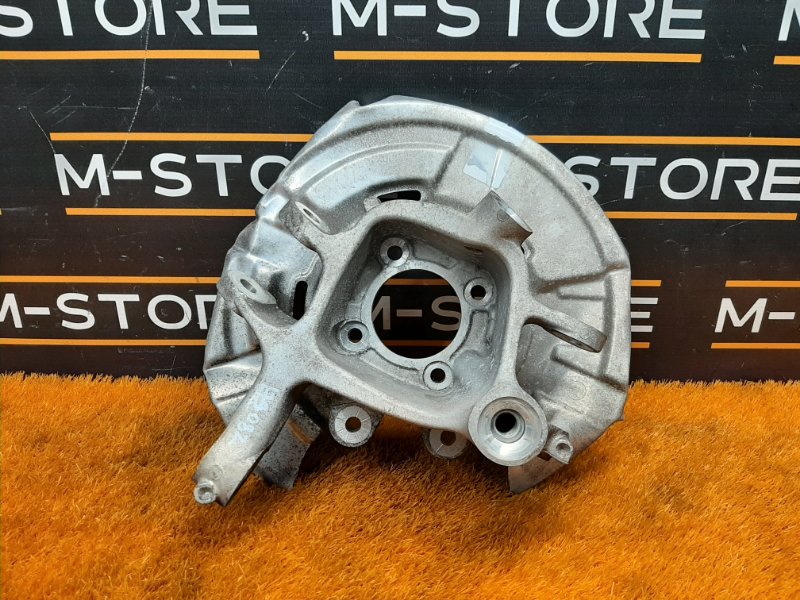 кулак поворотный, 1000 рублей, Красноярск