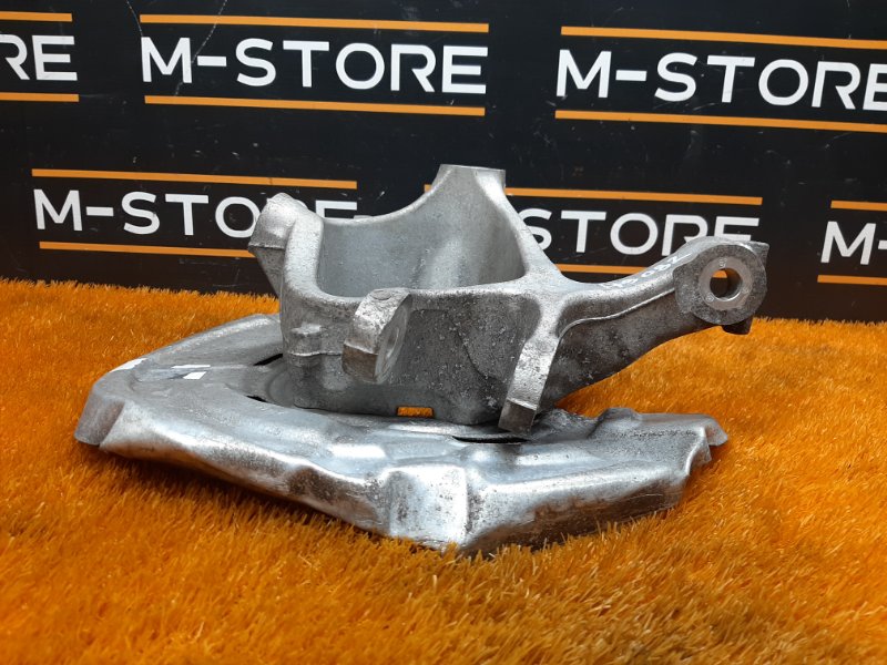 кулак поворотный, 1000 рублей, Красноярск