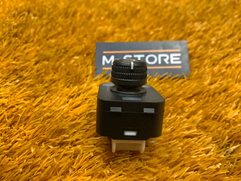 Кнопка регулировки зеркал, 500 рублей, Красноярск