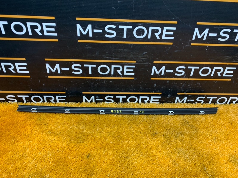 уплотнитель стекла двери, 340 рублей, Красноярск