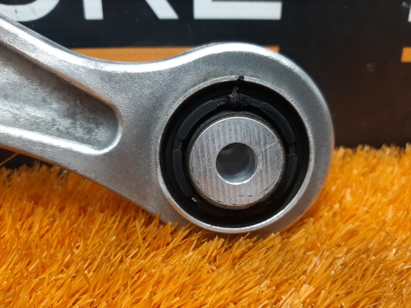 Рычаг подвески верхний, 1000 рублей, Красноярск