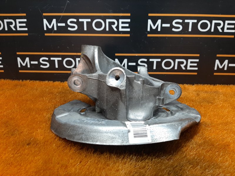 кулак поворотный, 2000 рублей, Красноярск