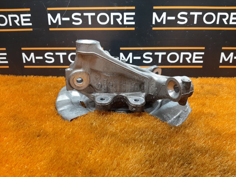 кулак поворотный, 2000 рублей, Красноярск