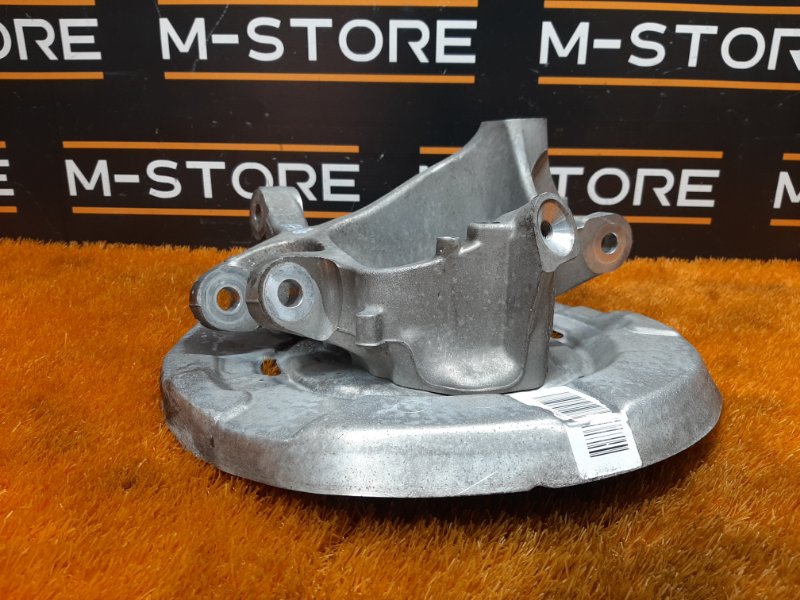 кулак поворотный, 2000 рублей, Красноярск