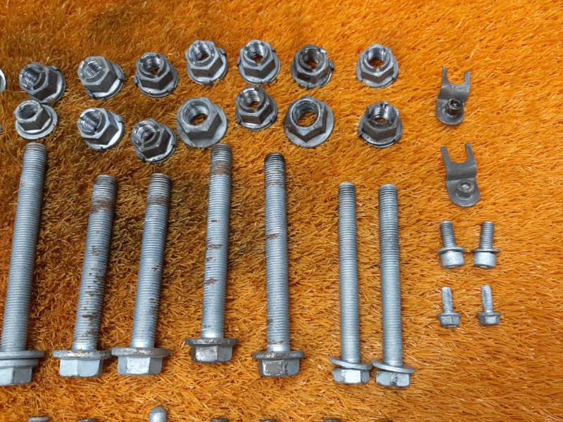 Болты и гайки задней подвески, 630 рублей, Красноярск