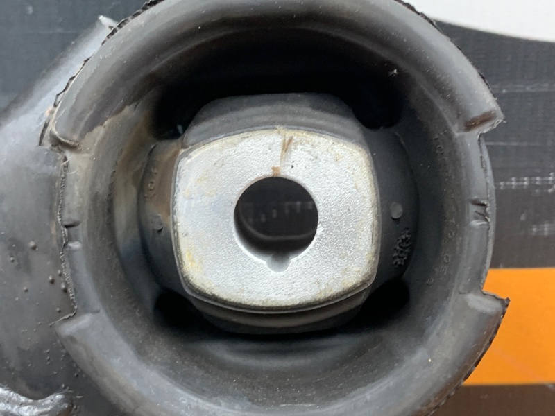 Балка поперечная (подрамник), 2500 рублей, Красноярск