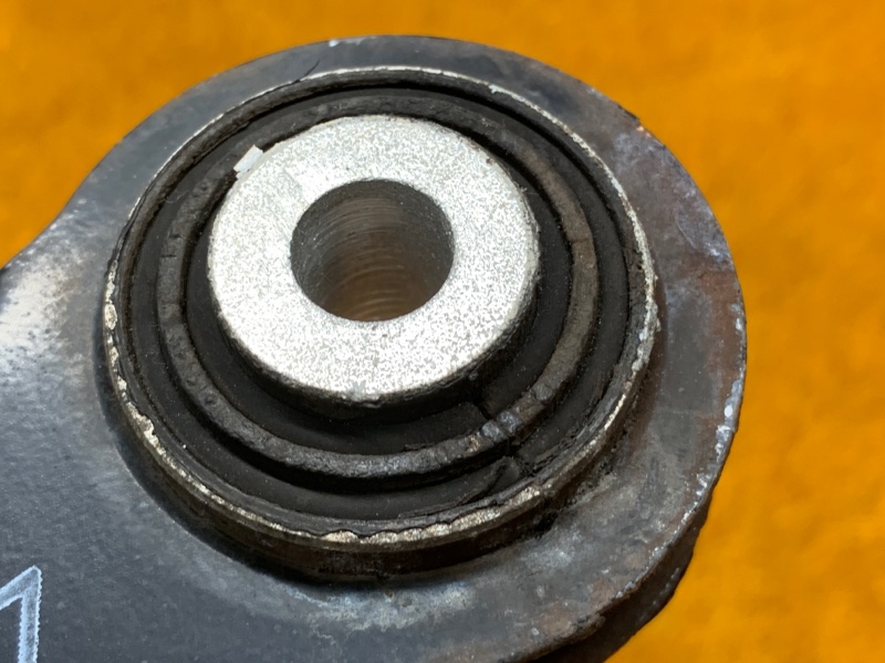 Рычаг подвески верхний, 300 рублей, Красноярск