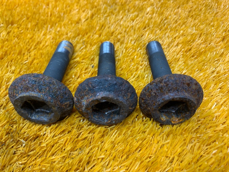 Болт привода, 200 рублей, Красноярск