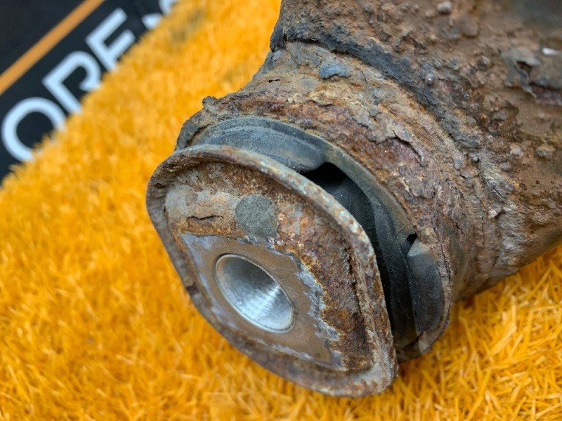 Балка поперечная (подрамник), 6000 рублей, Красноярск