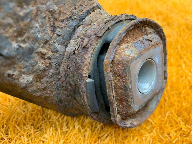 Балка поперечная (подрамник), 6000 рублей, Красноярск